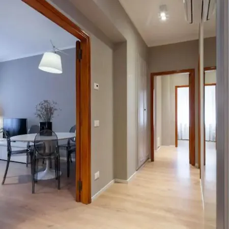 Apartment Paris Luxe Apartment *